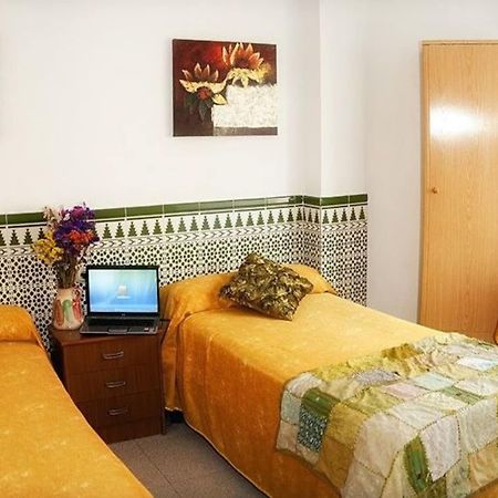 Hostal Estacion Almeria Ngoại thất bức ảnh